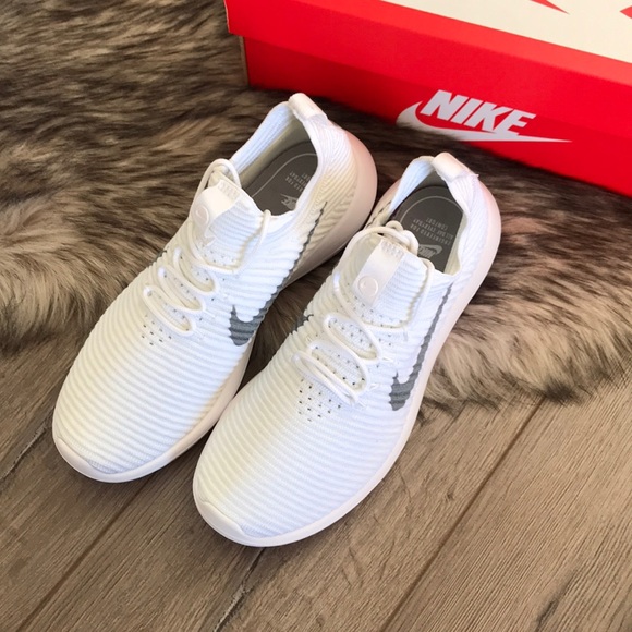 NWT🥛Nike Roshe Flyknit V2 - Picture 5 of 8